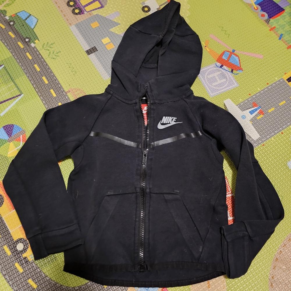 Nike Black Zip-Up Hoodie